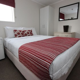 Rooms at Bankside Waldorf Apartments