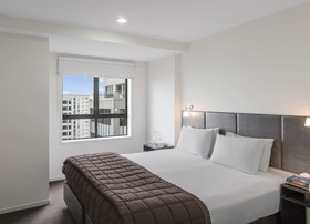 Waldorf St. Martins Apartment Hotel