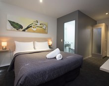 Tetra Superior One Bedroom Apartment at Waldorf Tetra Serviced Apartments