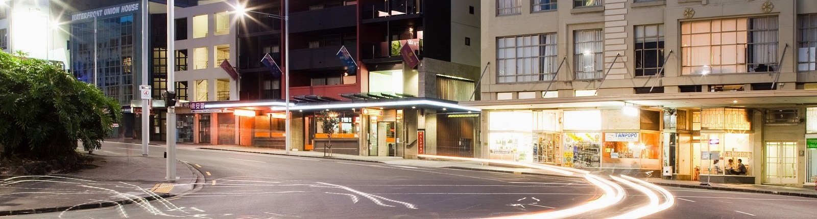 Waldorf Hotels Canberra